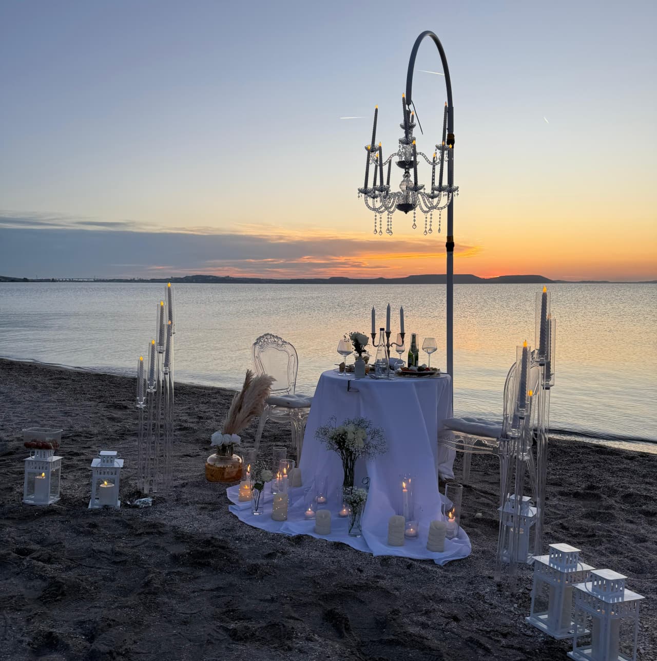 Pack Dîner Chandelles — décor pour une demande en mariage